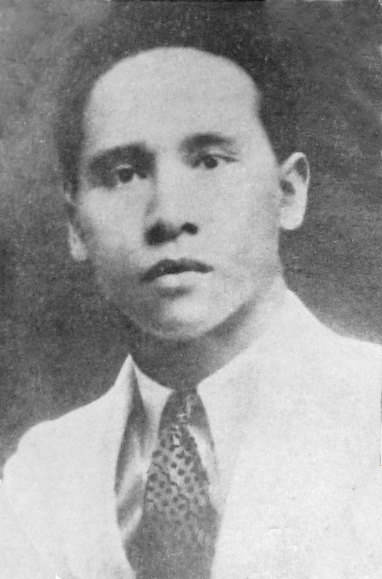 Foto Amir Hamzah - Zodiak Pisces