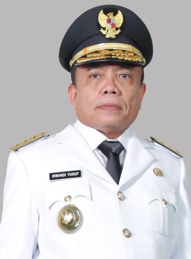 Foto Irwandi Yusuf - Lahir 1960