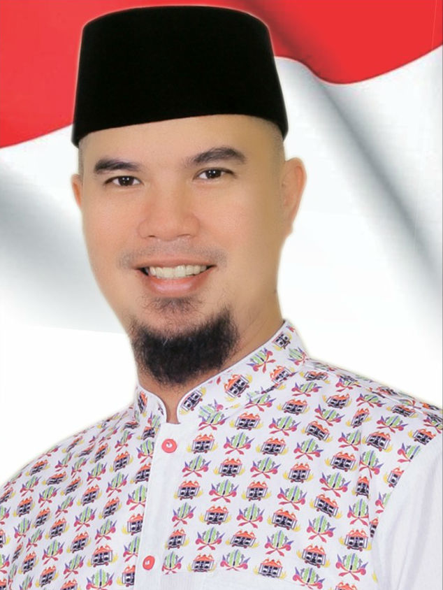 Foto Ahmad Dhani - Artis asal Surabaya