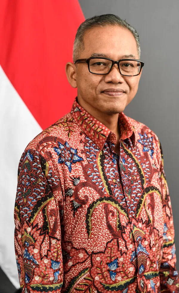 Mirza Nurhidayat